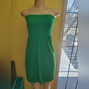 Emerald Green Strapless Pleated Sundress